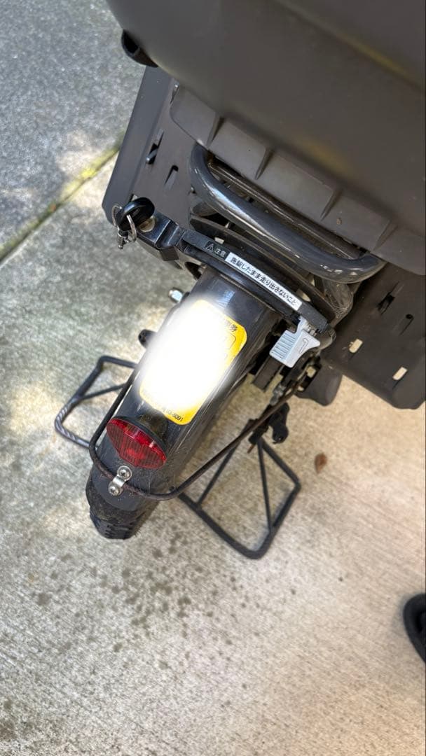 我孫子市　引き取り限定　ビッケ　bikke ３人乗り　電動自転車　不具合有り