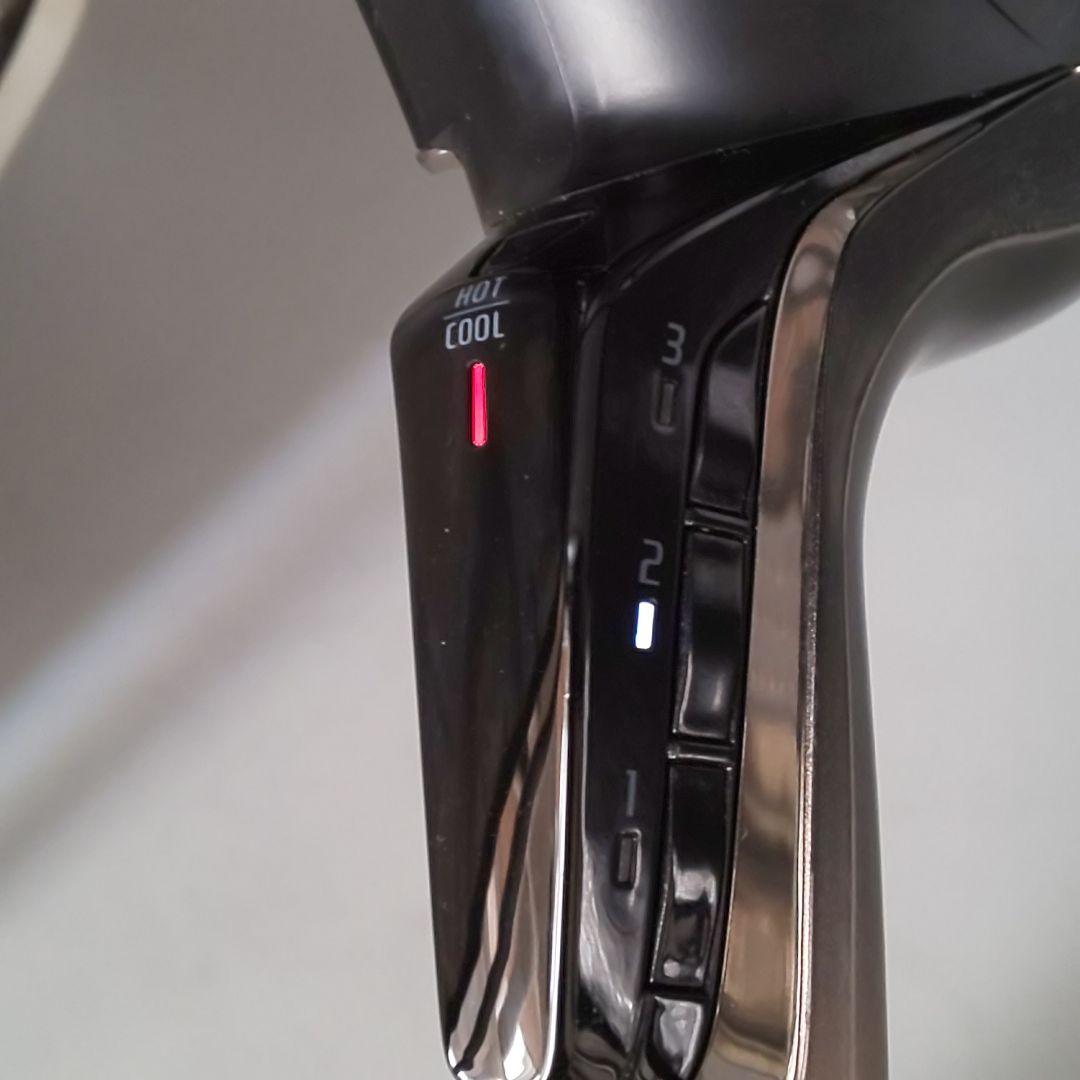 訳有 ヘアビューザー レプロナイザー 4D plus《風量新品同様・正規品》23