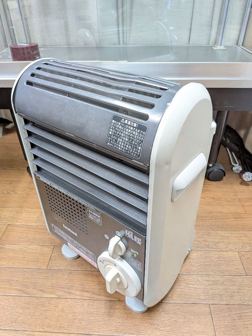 イワタニ風暖カセットガスファンヒーターCB-GFH-5 動作確認済み防災他 暖房
