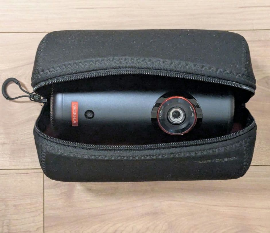 Nebula Capsule 3 Laser ケース・三脚付き