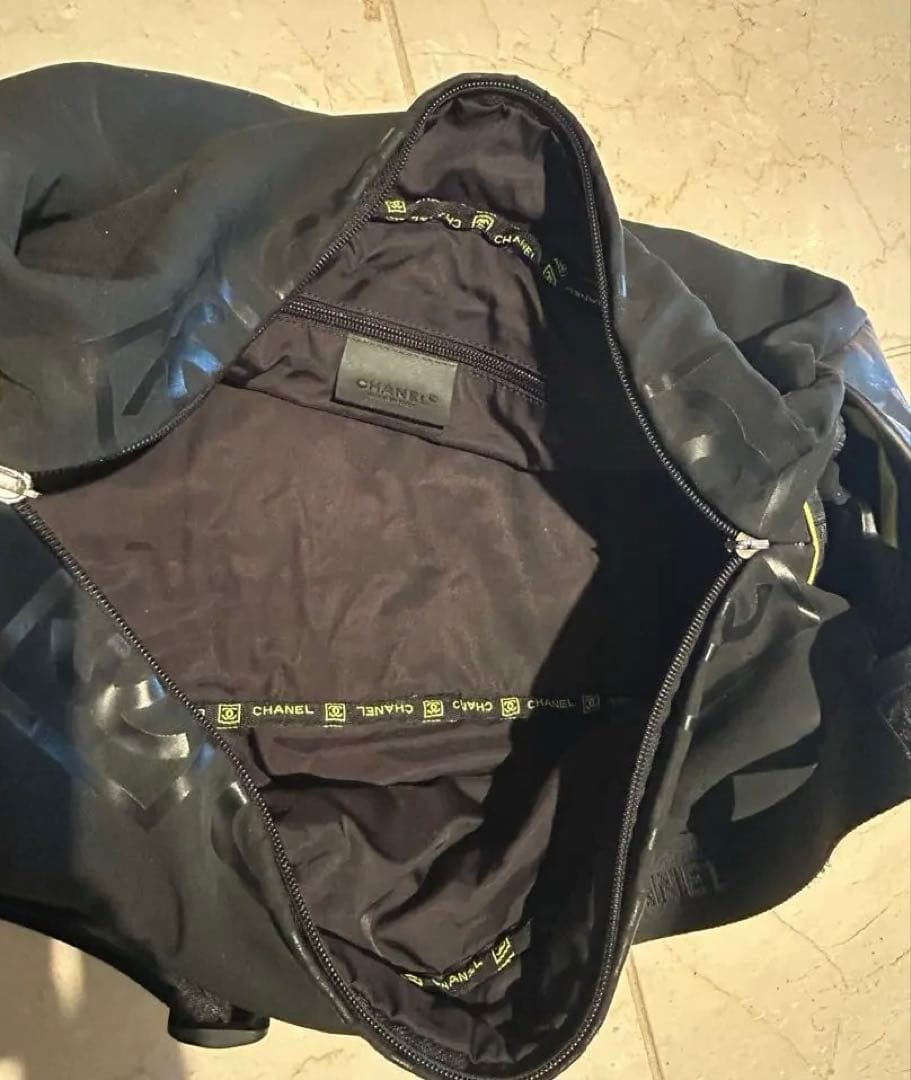 シャネルスポーツライン　ココマーク　黒ブラックボストンバッグ　CHANEL