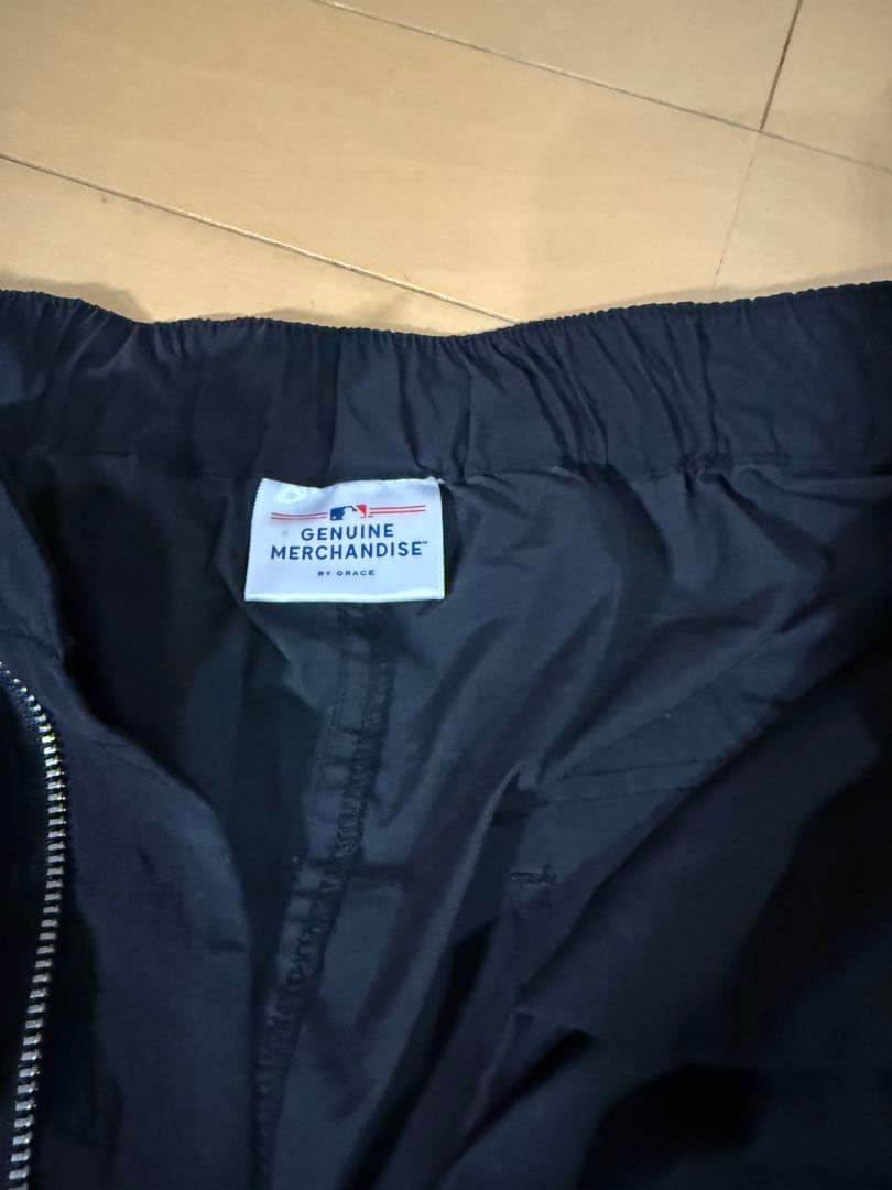 値下げ 美品 ニューヨーク・ヤンキース ジャージ上下セット L 黒