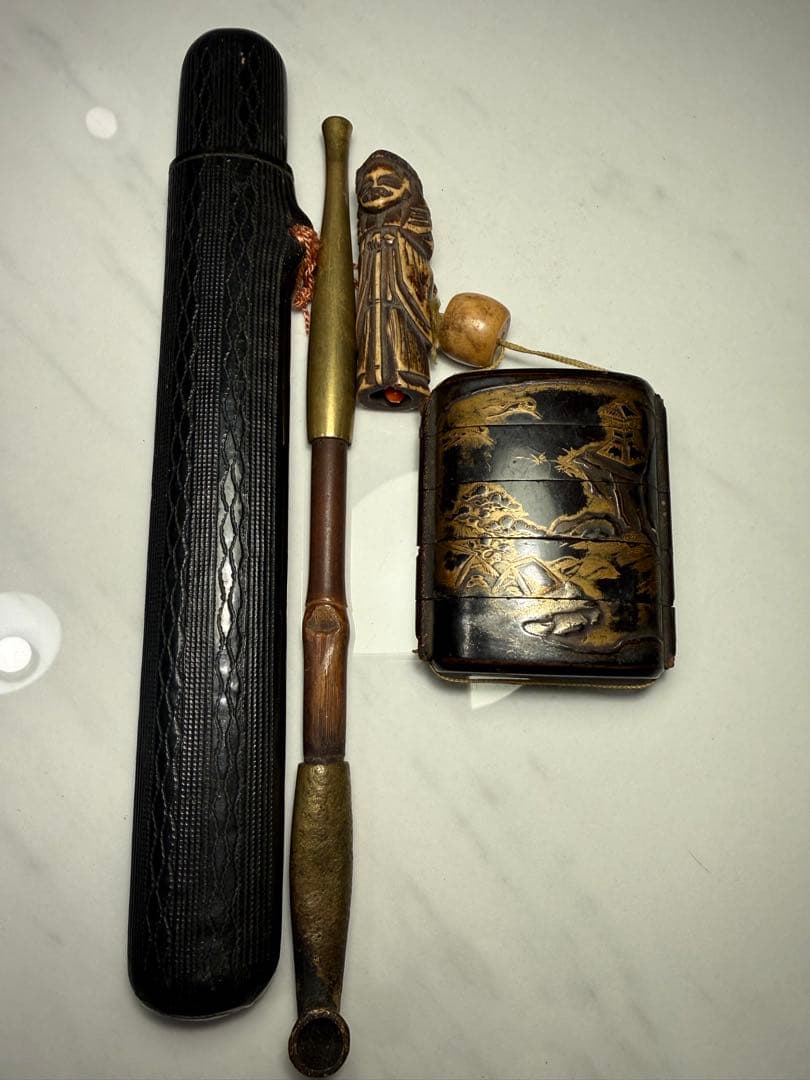 蒔絵 印籠 人物彫刻根付付