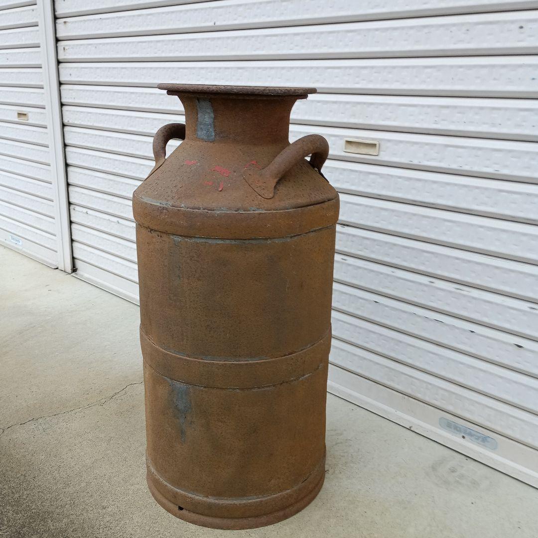 アンティークミルク缶 金属製 茶色