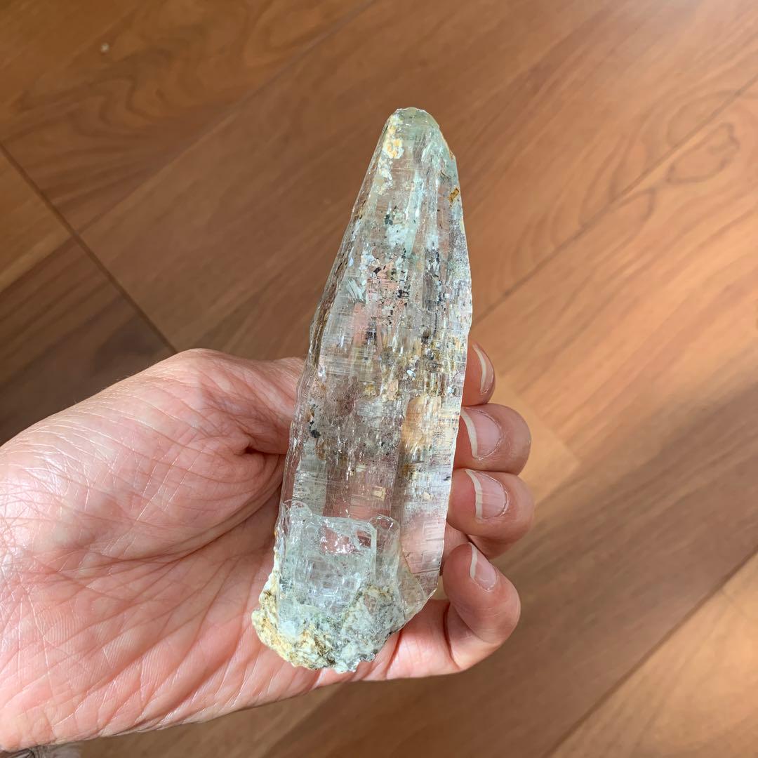 ヒマラヤ水晶　パキスタン　透明度最高レベル