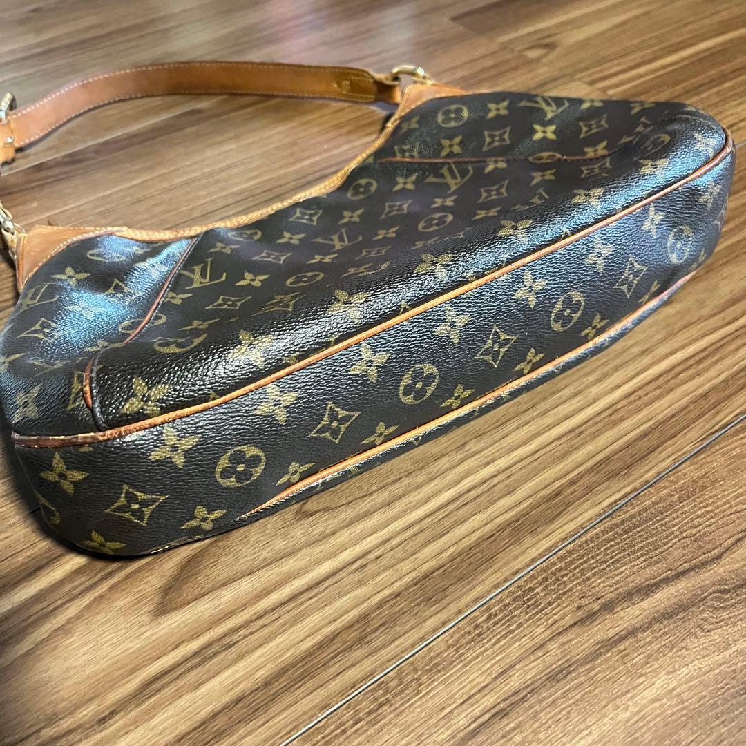 LOUIS VUITTON 「THAMES」ショルダーバッグ モノグラム