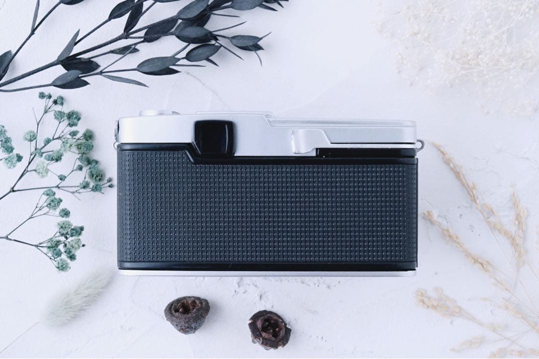 完動品、 整備済◉ Olympus PEN-FT 単焦点レンズ付き ハーフカメラ