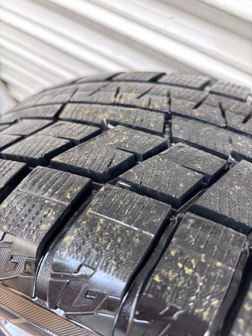ICE GUARD215/50R17 114.3 5穴2024スタッドレス