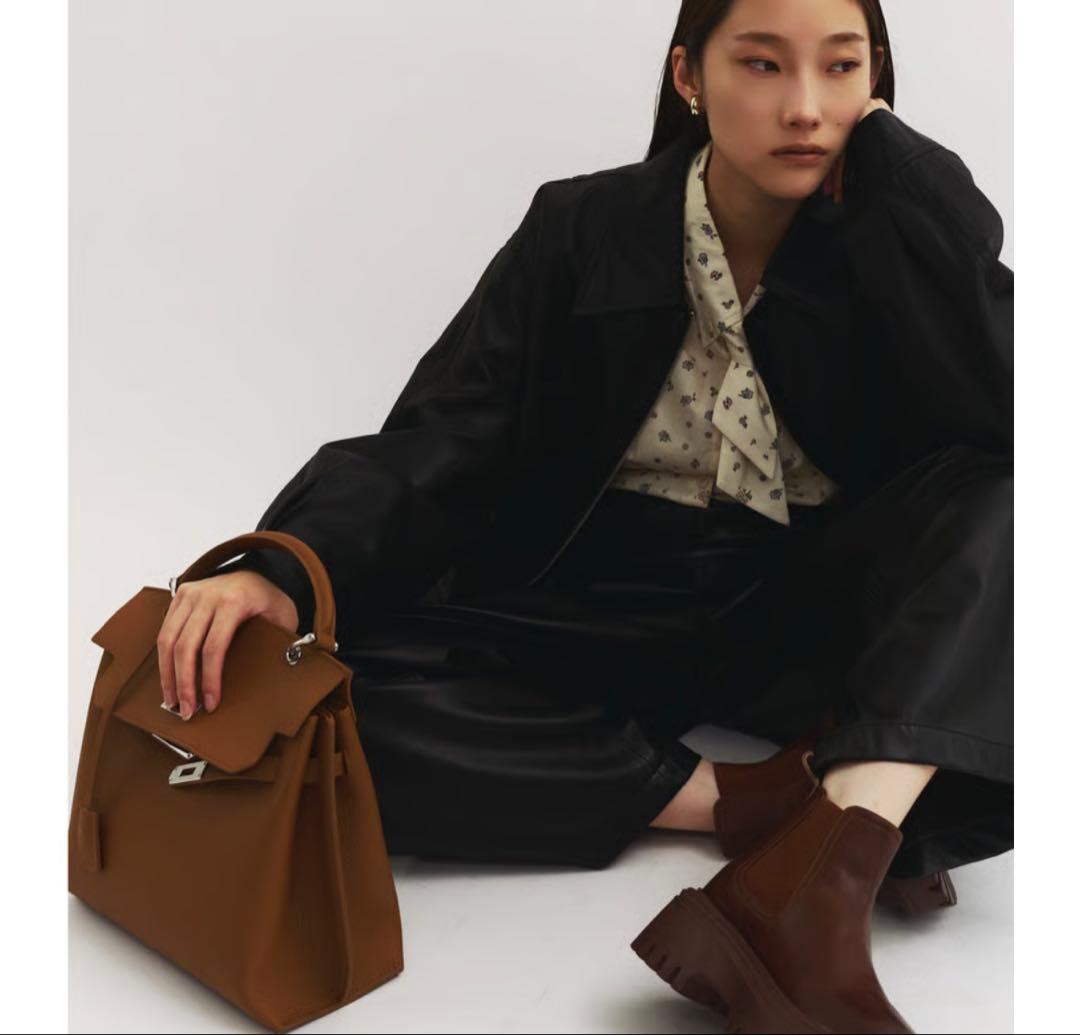 SNS人気アイテム　JISTORYバッグ　美品