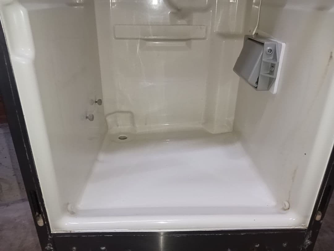 サンヨー　業務用製氷機　SIM-S28A　ホシザキ