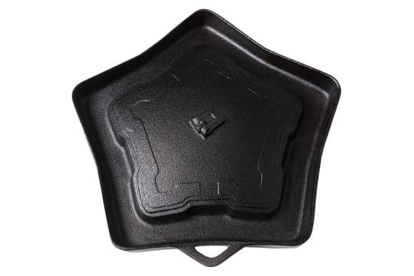 【新品レア】 函館史跡『五稜郭』 のジンギスカン鍋蟻の火ふき - ウエノヤマ技巧