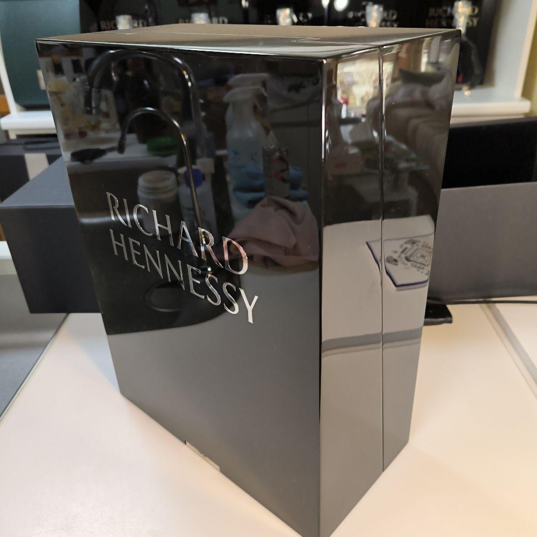 こだ 正規品のヘネシー リシャール、未開封、専用箱、外箱 、カード付き