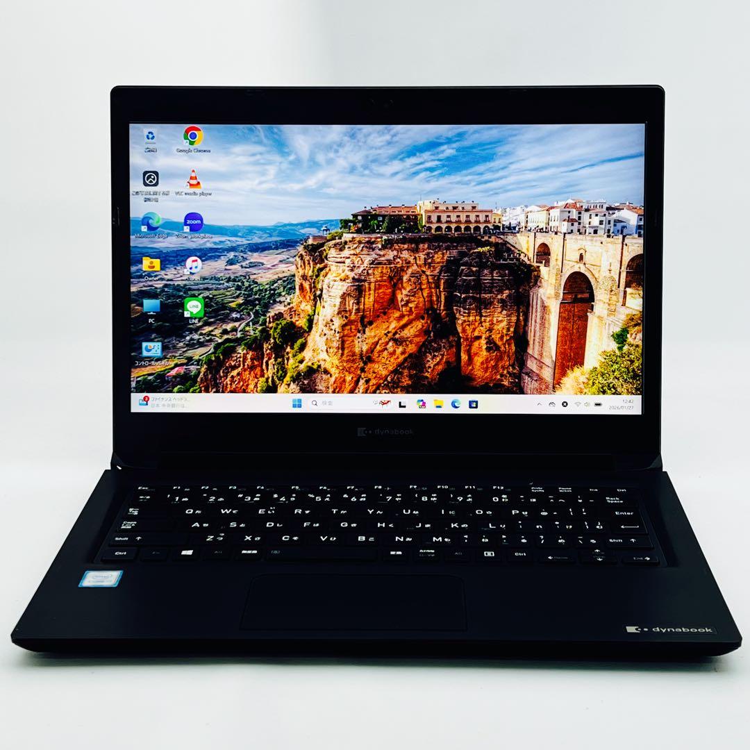 Core i7 8世代 16GB ノートパソコン Windows11 オフィス