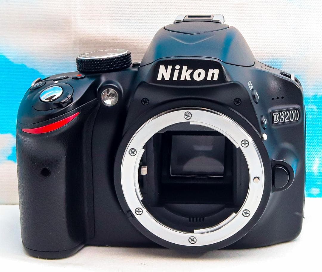 高画質一眼レフ⭐️Nikon D3200⭐️スマホ転送できる♪⭐️動画撮影可