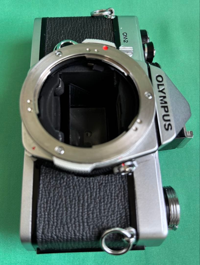 ★ OLYMPUS OM-2 (革ケース付)+ ★ 標準レンズ 50mm