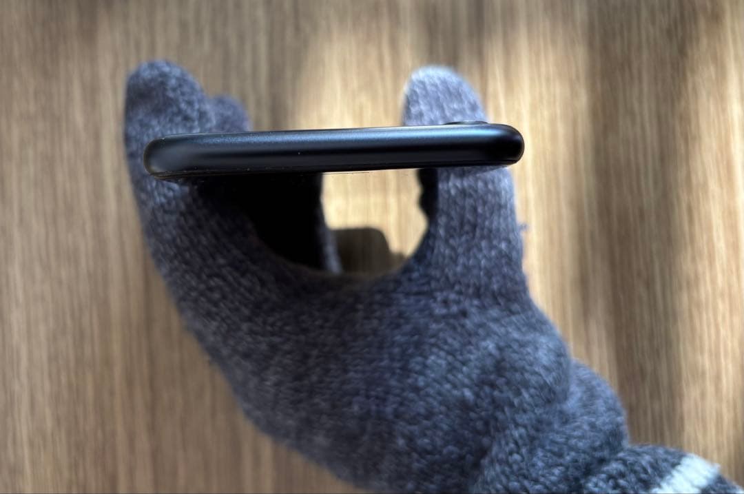 iPhoneSE 第3世代 128GB SIMフリー ミッドナイトスマホ