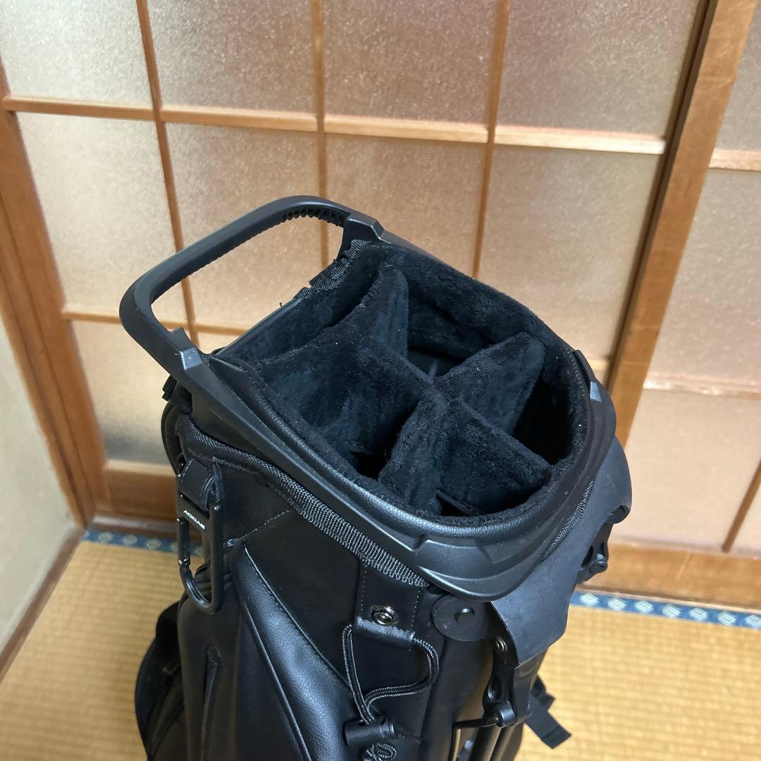 アディダスゴルフキャディバック　8.5インチスタンドタイプ