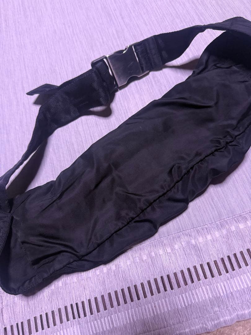 最終価格！PRADA ブラック ナイロン ウエストバッグ