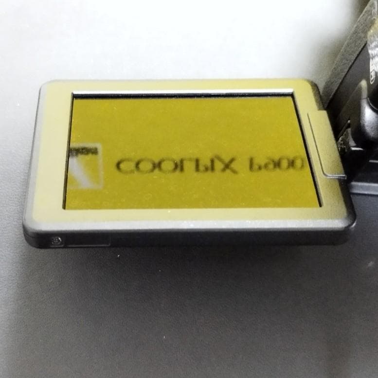 Nikon P900 ニコン カメラ 望遠鏡 電池3点 箱取説あり 充実セット！