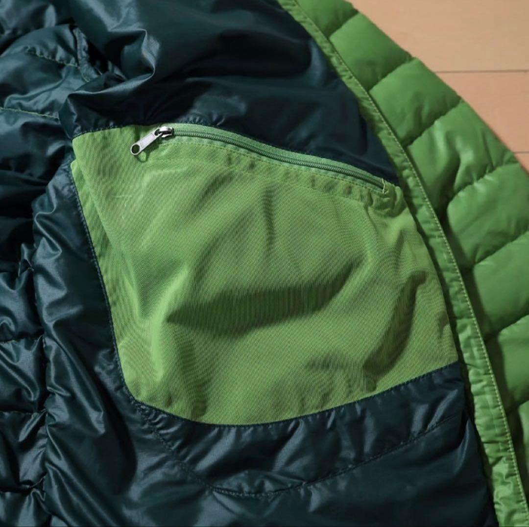 Patagonia 緑色ダウンジャケット