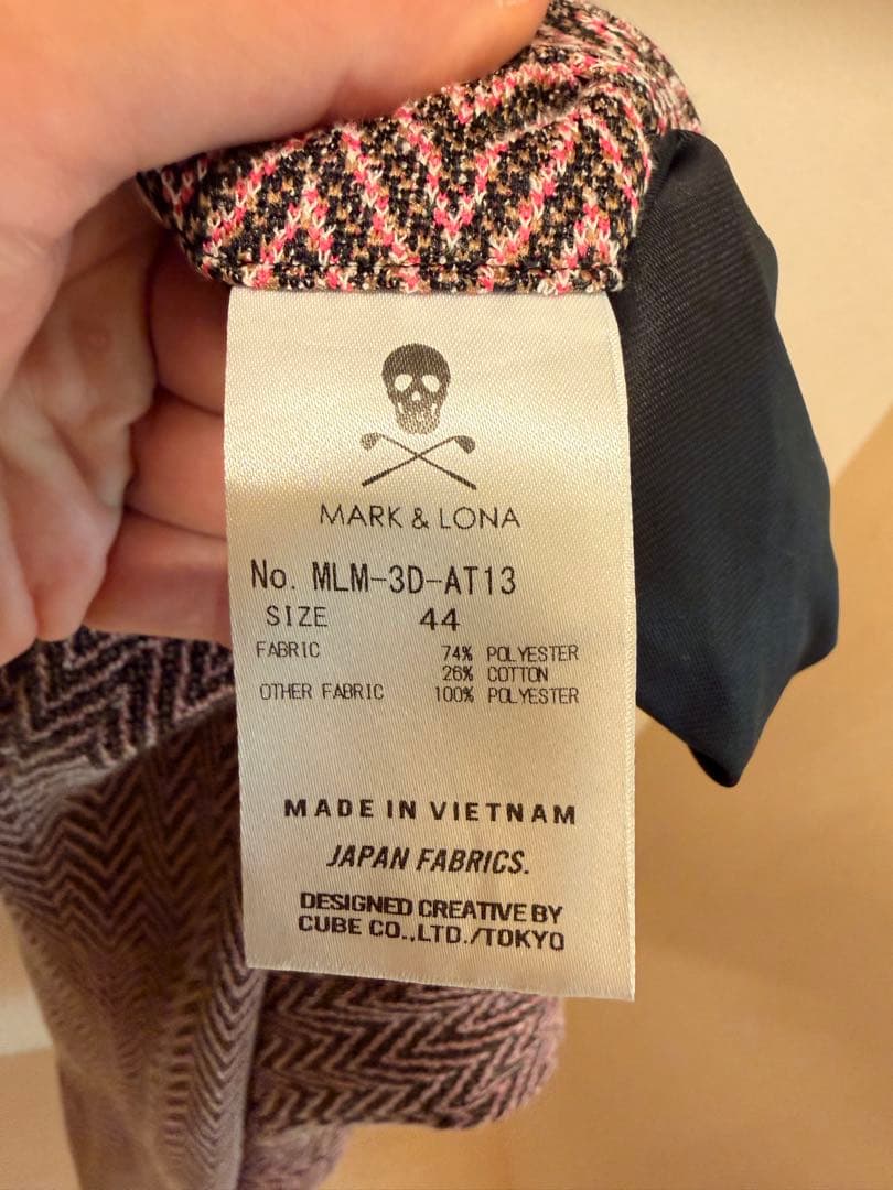 【美脚見せ】MARK&LONA ピンクパンツ ４４M