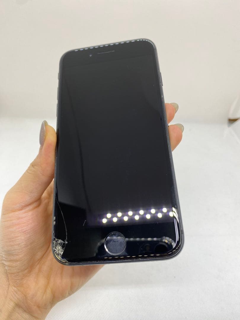 Iphone 8 64GB Sim フリー　13419