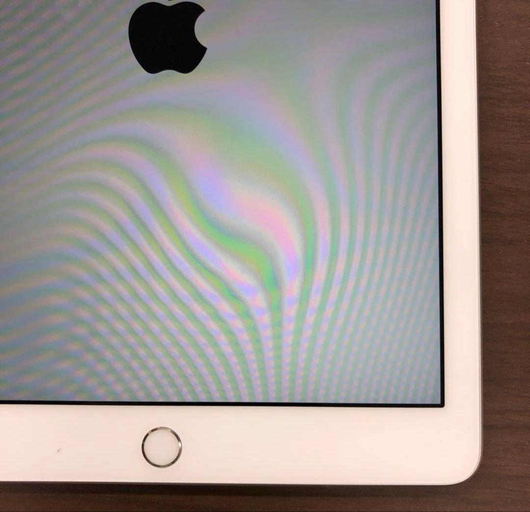 Apple iPad 第5世代 シルバー