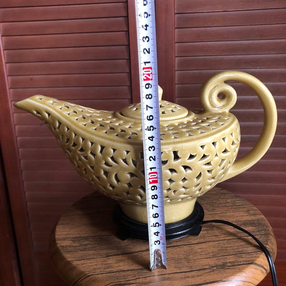 陶器製 魔法のランプ型 テーブルランプ 照明 ライト