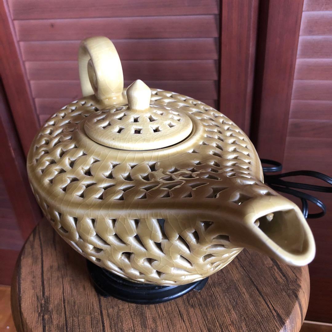 陶器製 魔法のランプ型 テーブルランプ 照明 ライト