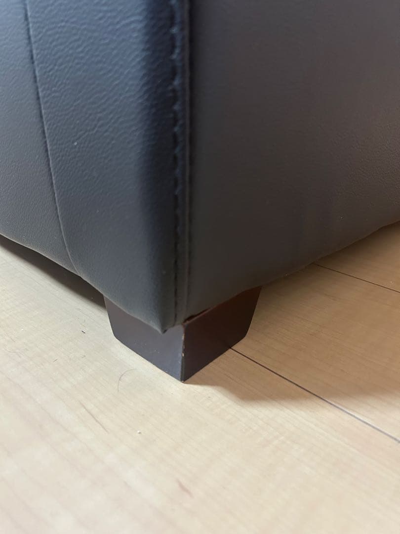 ニトリ3人掛けテーブル付き電動両側リクライニングソ ファNビリーバ