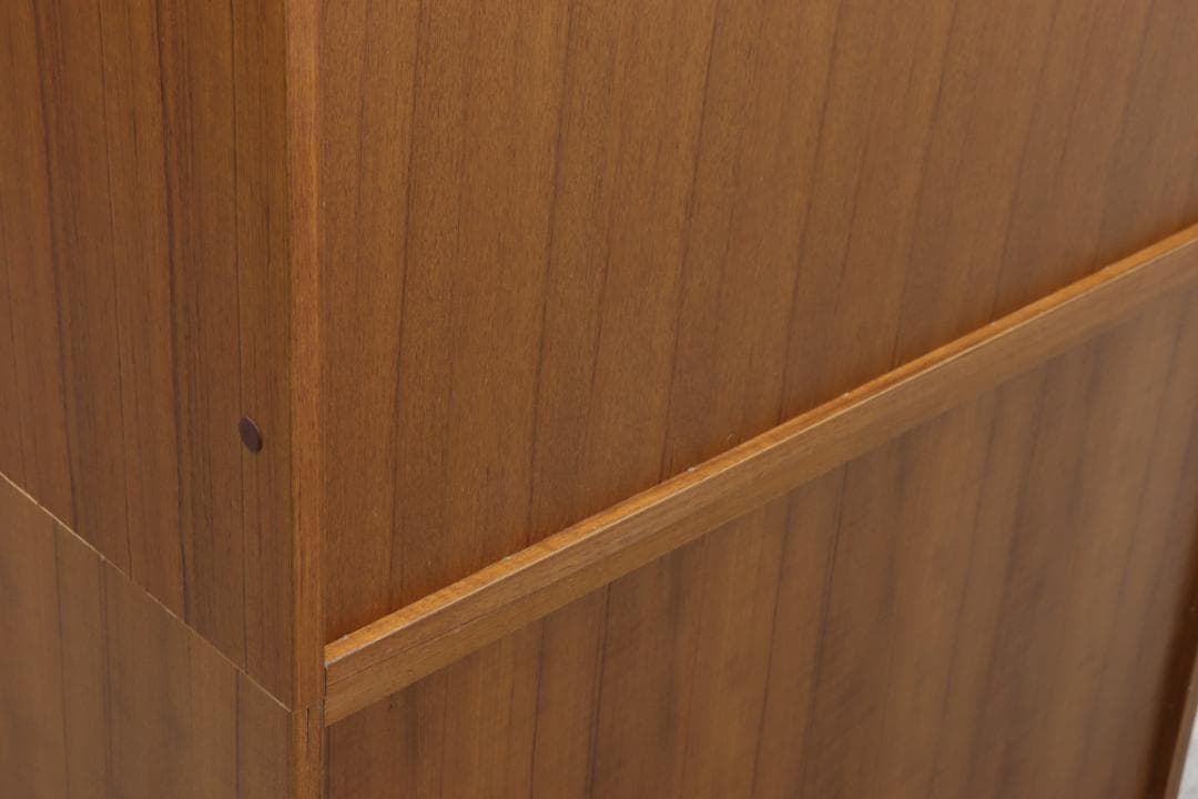 ヴィンテージ チーク材 キャビネット 食器棚 本棚 飾り棚 ラック 北欧デザイン