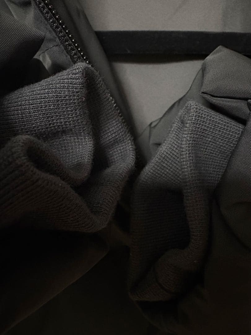 adidas ベンチコート ブラック　子供用 152㎝