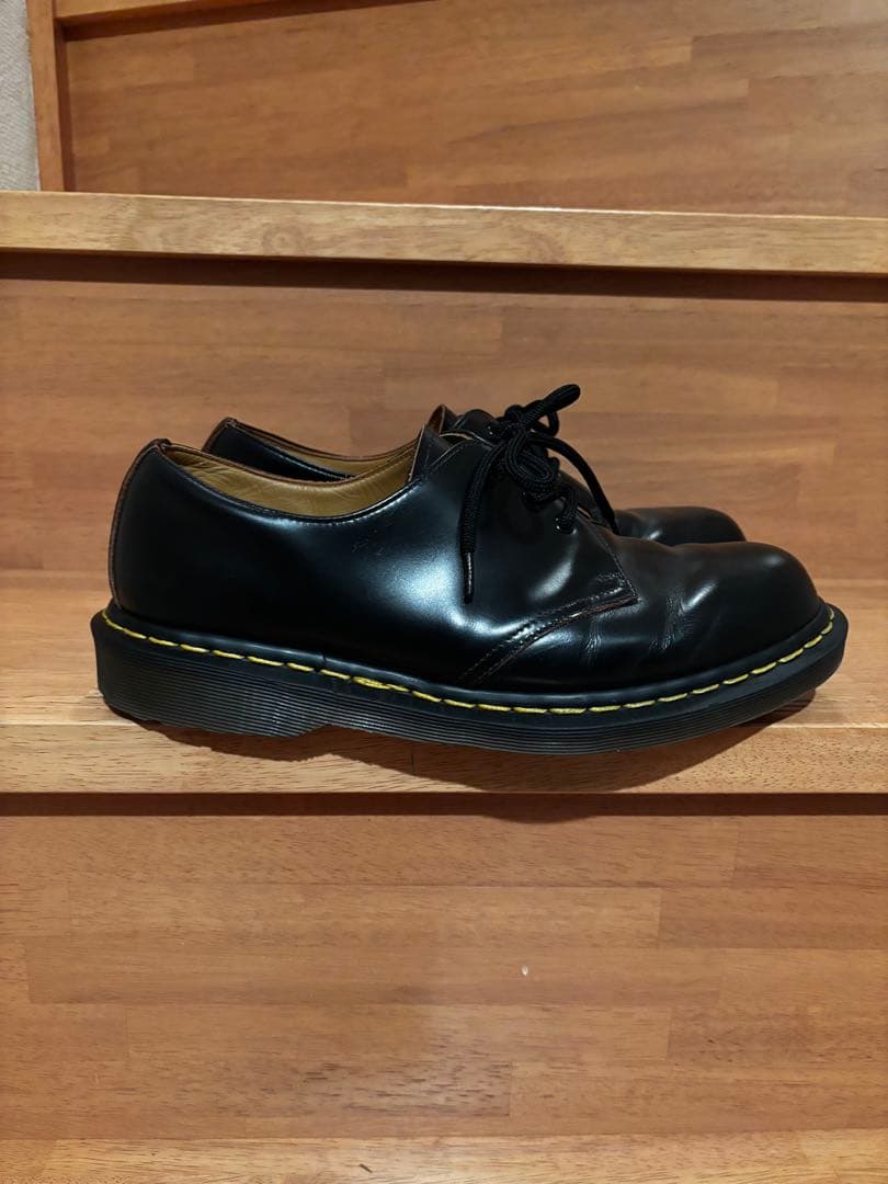 ドクターマーチン3ホール　イングランド製　UK8