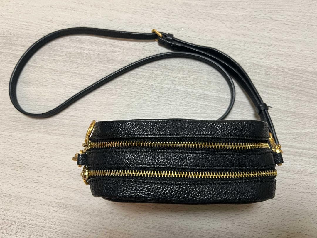 【トリーバーチ】黒 レザー ボディバッグ