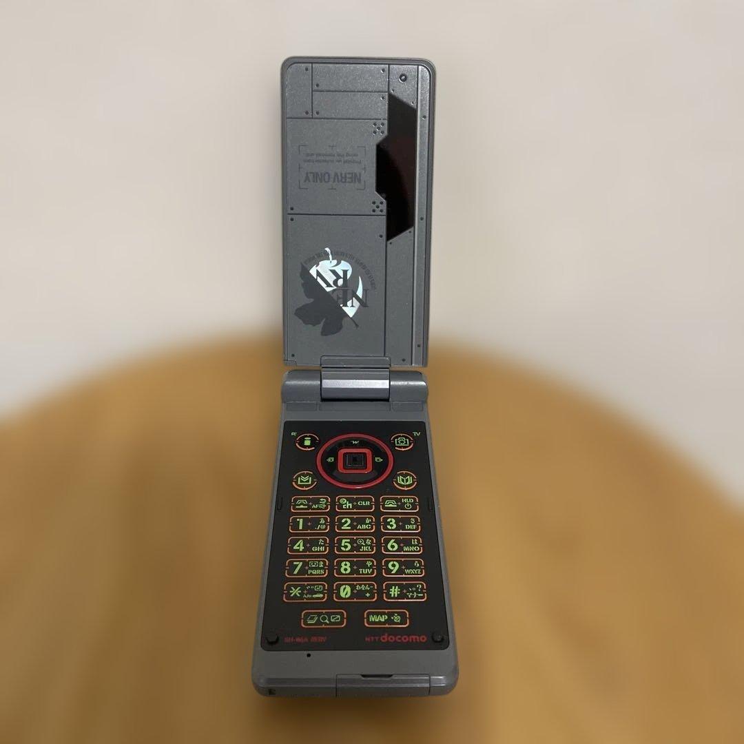 エヴァンゲリオン携帯電話　SH-06A NERV