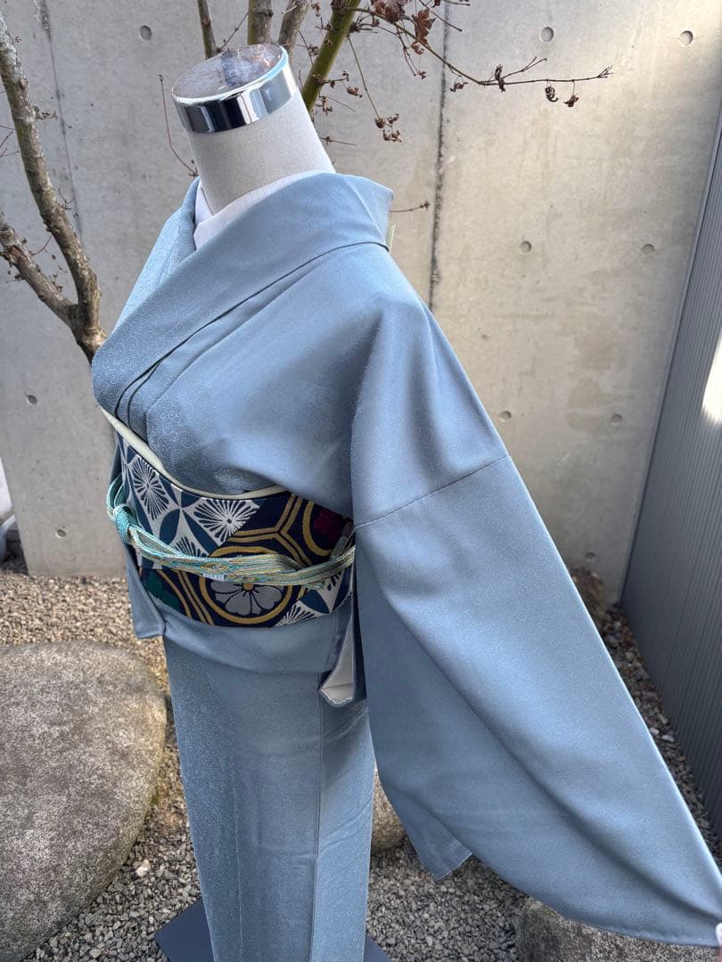 上質色無地　ゴールドシルク　ぶどう柄　一つ紋