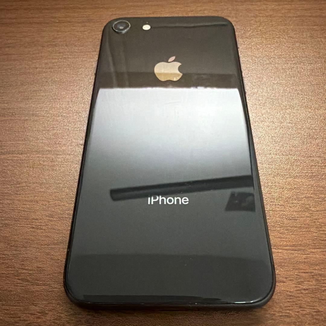 Apple iPhone 8 スペースグレー 本体　操作不良なし