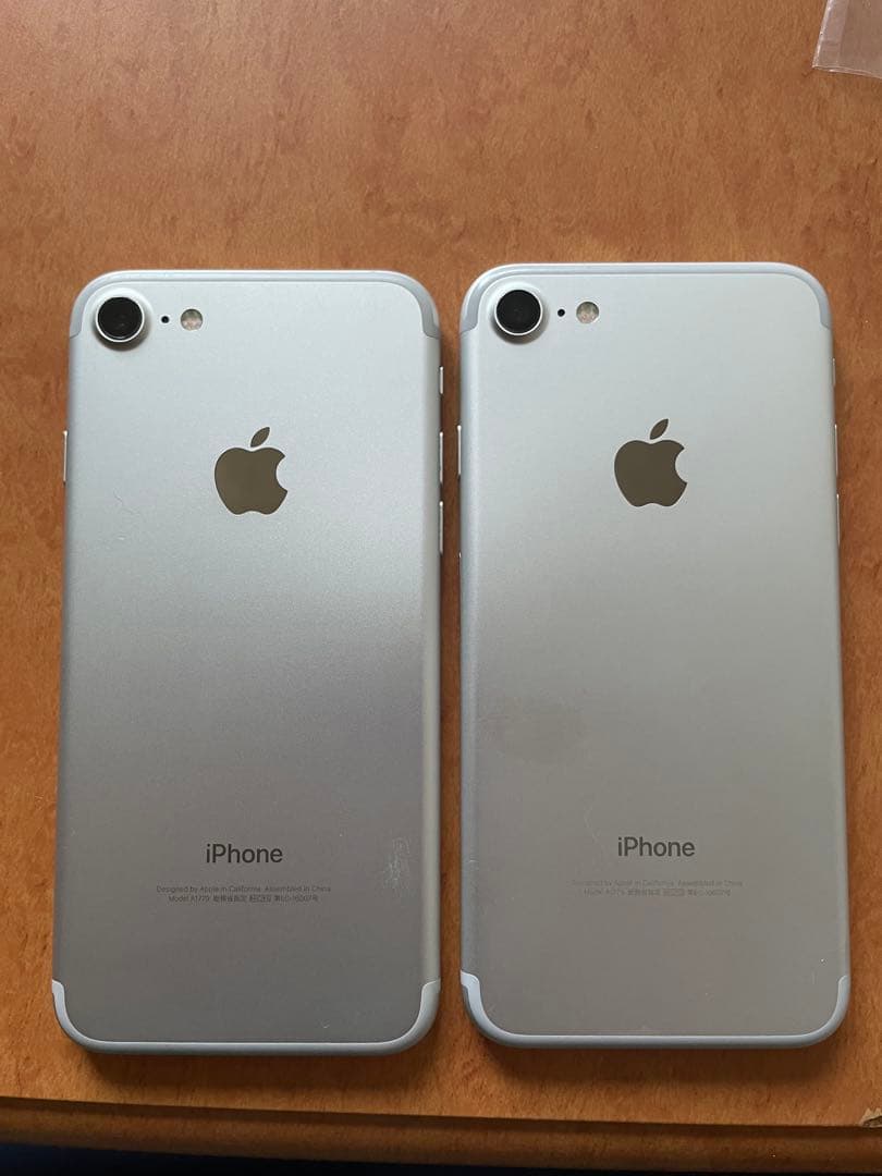 2台セットiPhone 7 32GB simフリー