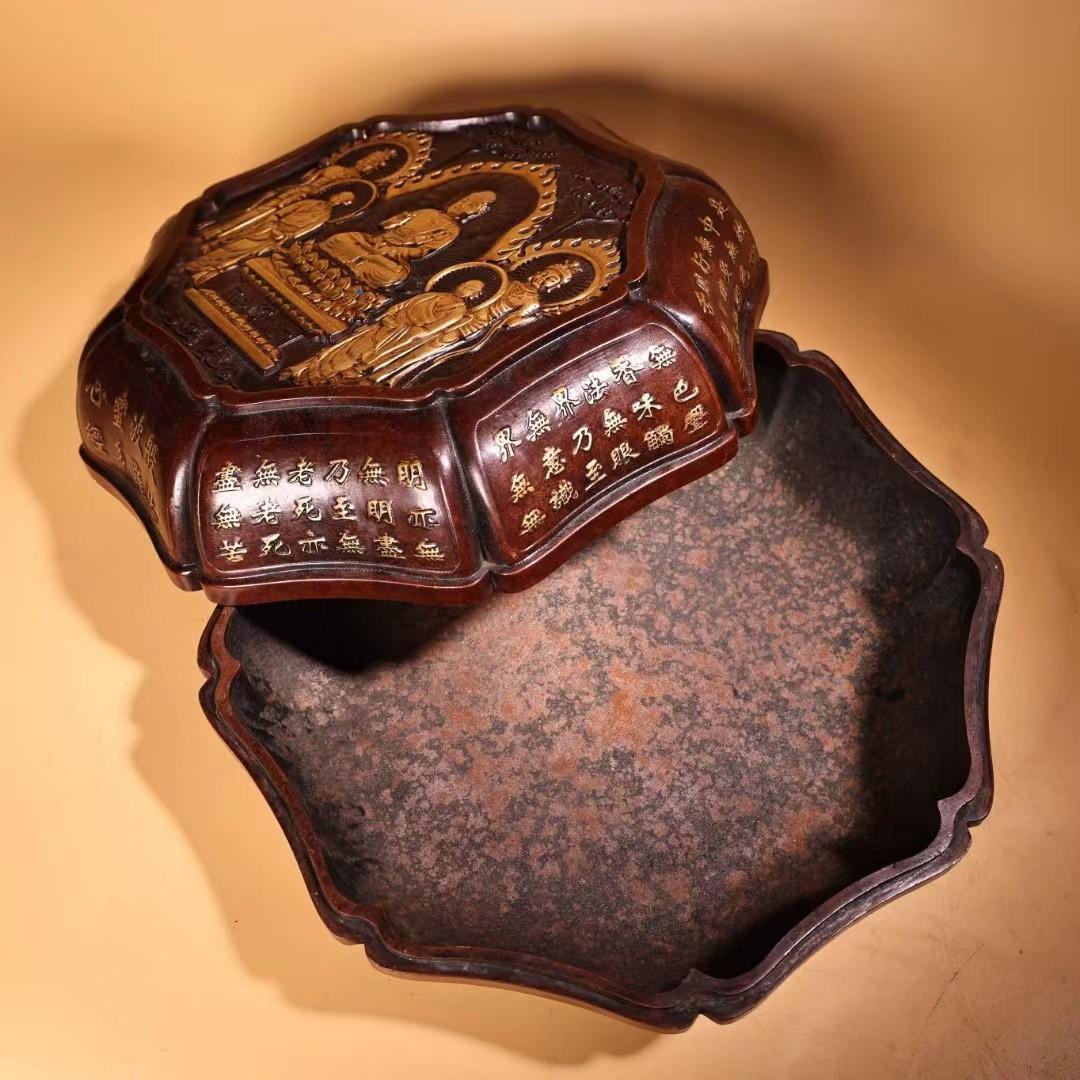中国古美術・純銅製の高浮彫鎏金錾彫刻花仏教彫刻経文・装飾箱・果物箱・文房具・紫銅