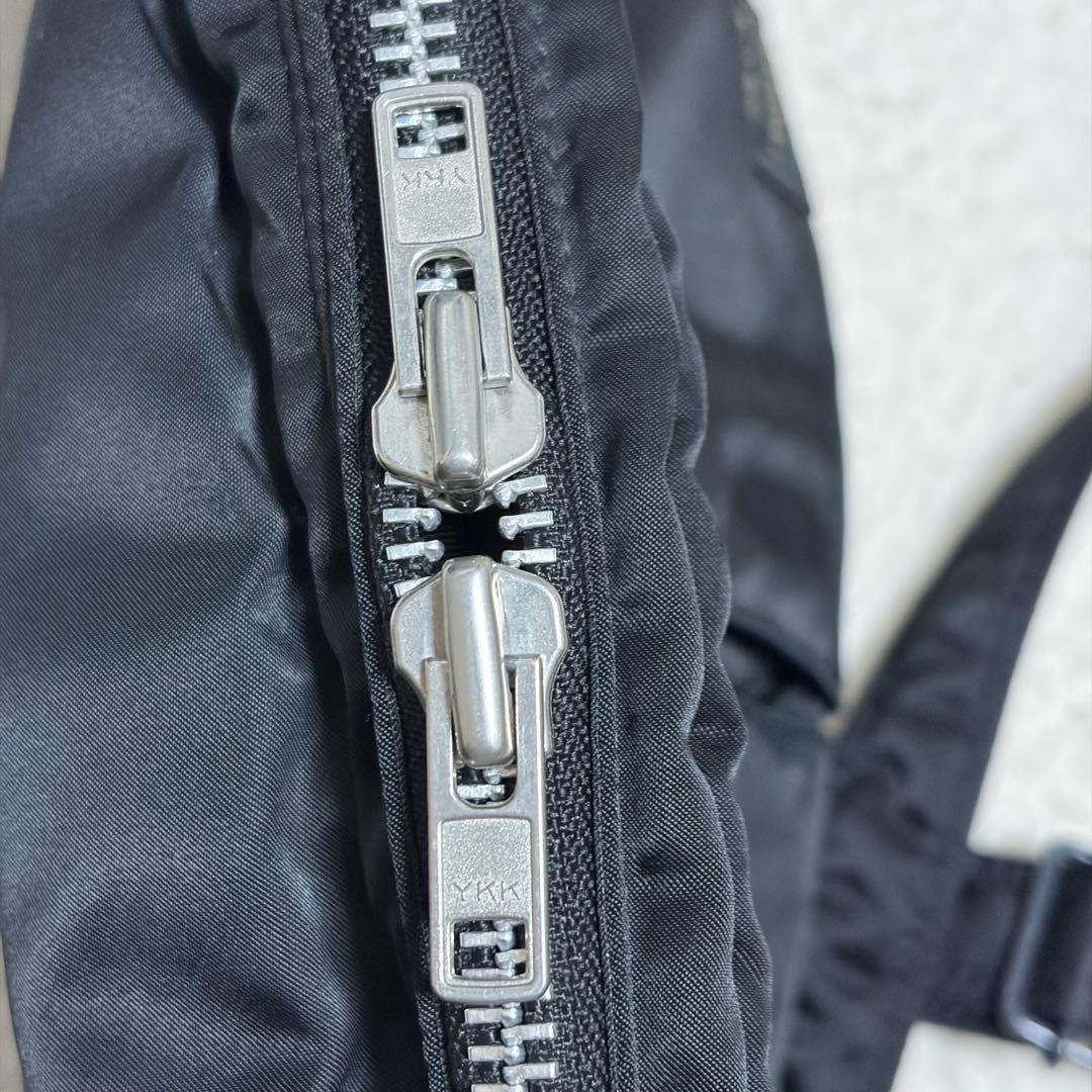 PORTER タンカーショルダーバッグ ハーフムーン 舟形 吉田カバン　オーバル