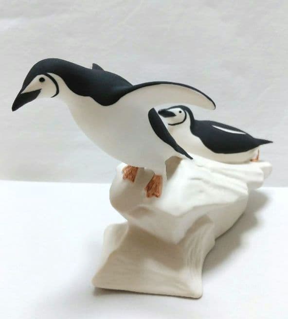 ペンギン 北欧デザイン300個限定ペンギン置物❤︎スコットランド陶器/数量限定品