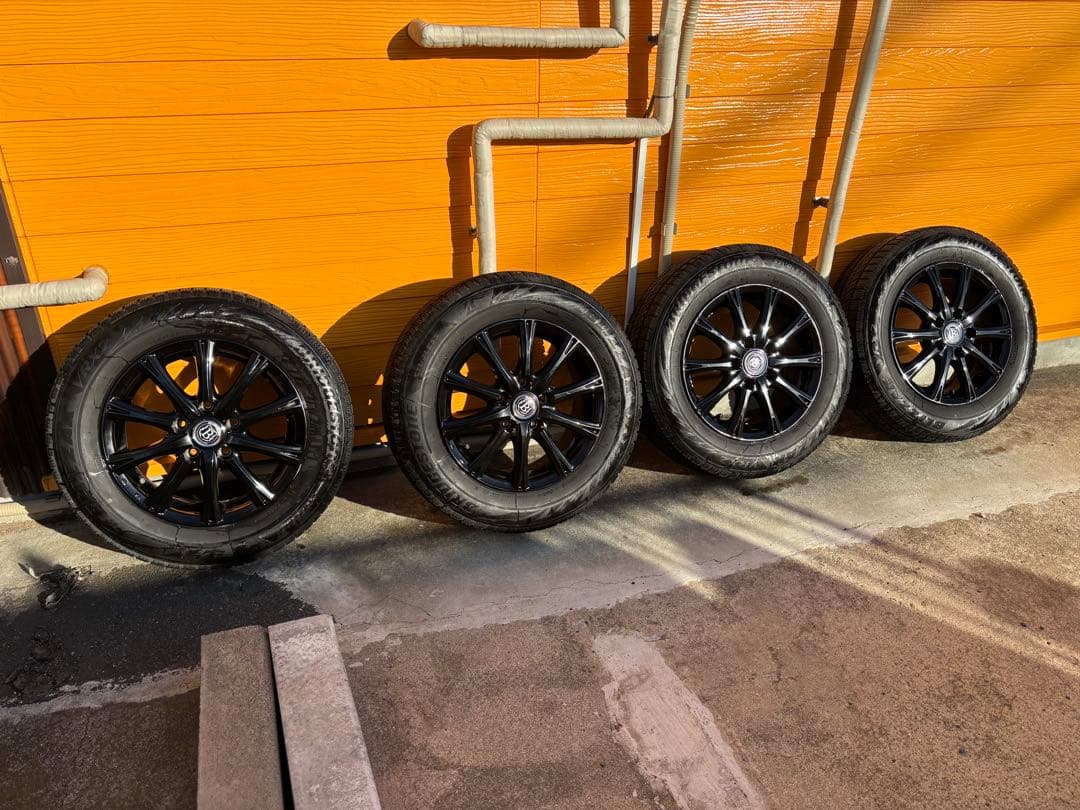 ブリヂストン 15インチ スタッドレスタイヤ ホイールセット