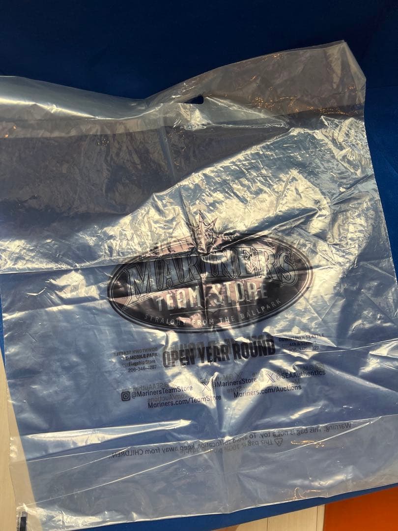 イチロー シアトルマリナーズ 殿堂入り　限定記念Tシャツ&キャップ　セット