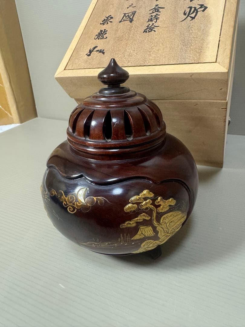 2164 雲龍作　本紫壇 金蒔絵 鳳凰　山水之図　香炉