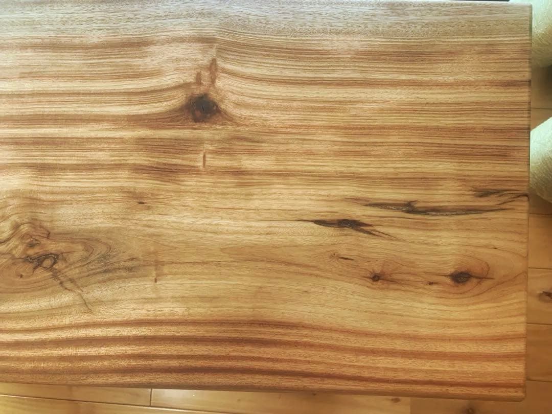 お値下げしました✨ワイルド❣️棚有A:楠サイドテーブル、TV台、飾り棚