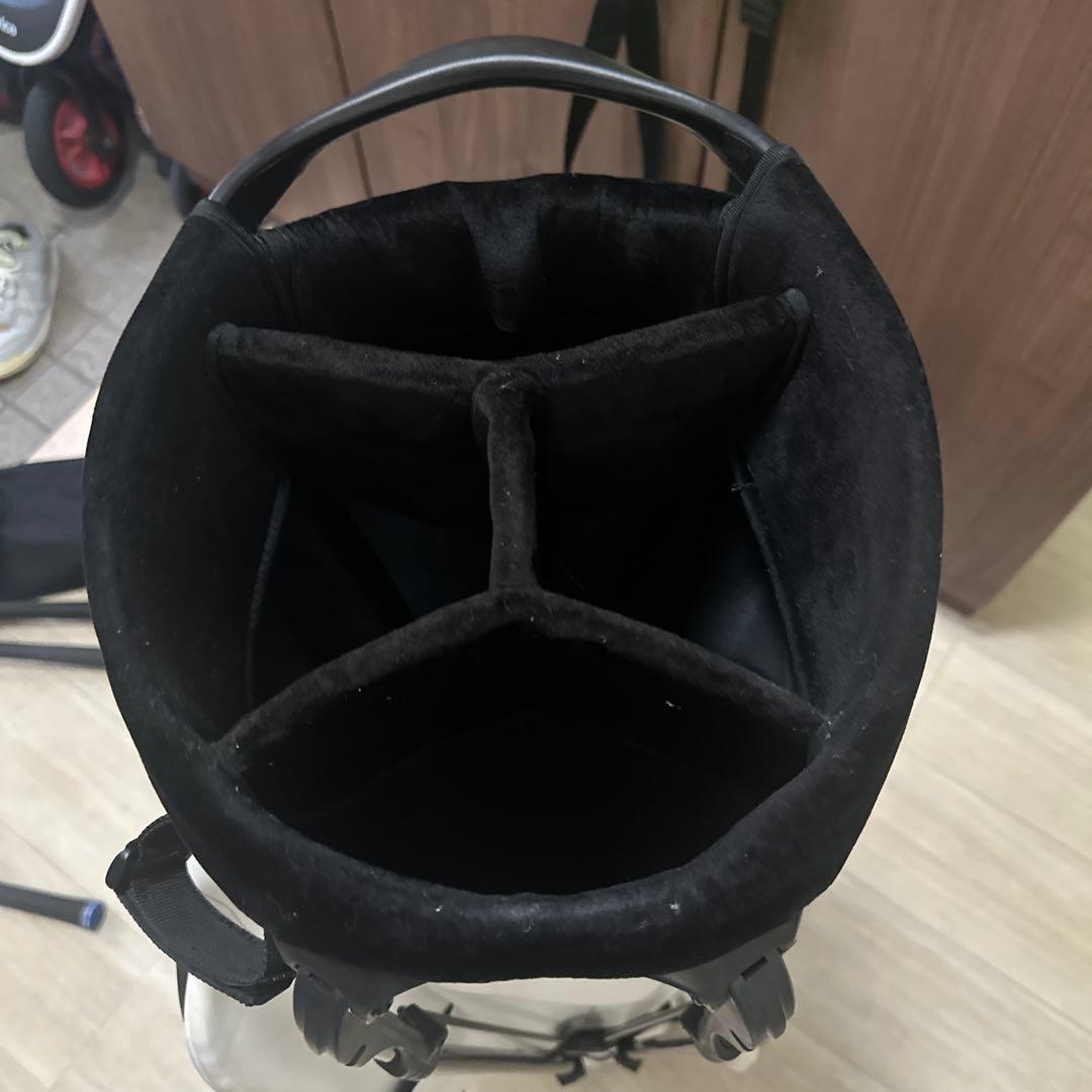 TaylorMade SIM2 キャディバッグ ホワイト/ブラック/ブルー