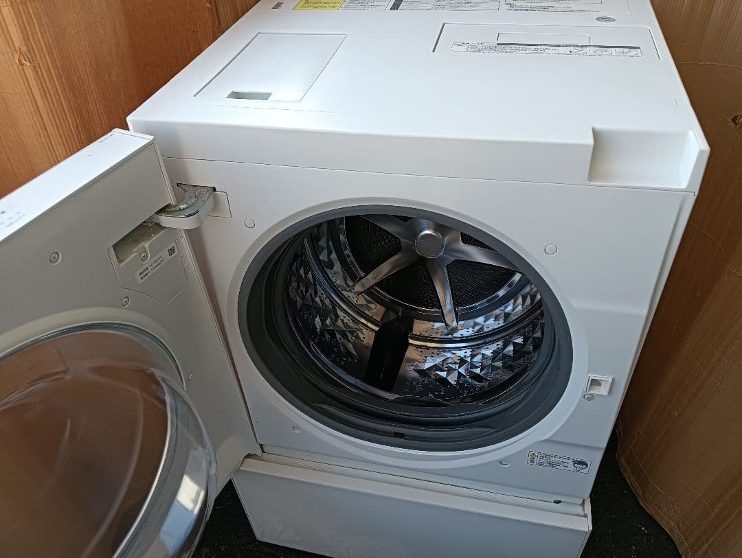 美品！パナソニック　キューブ型プチドラム式洗濯乾燥機 NA-VG720L