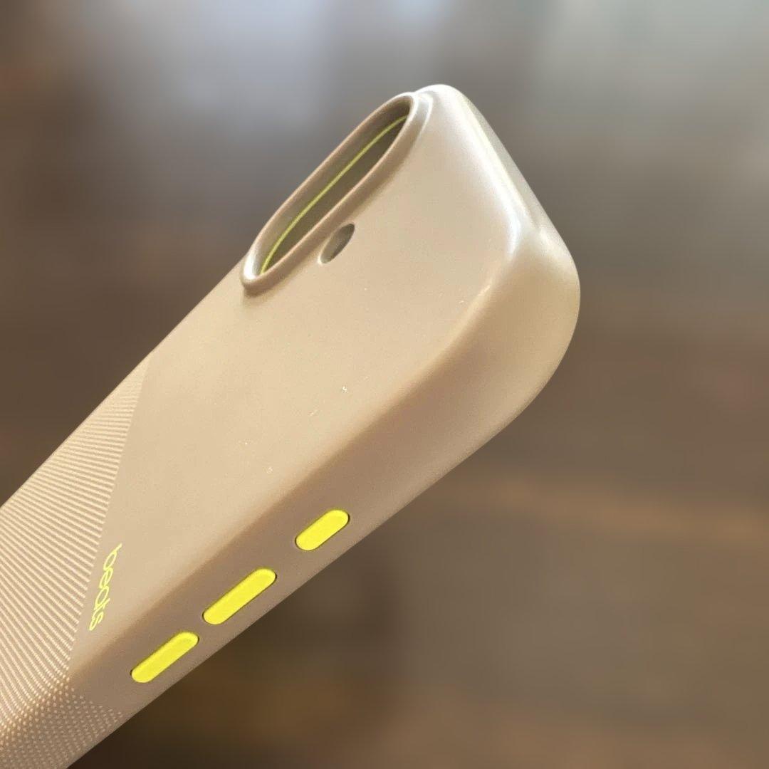 Beats iPhone 17 美品　MagSafe アルパイングレイ　アップル