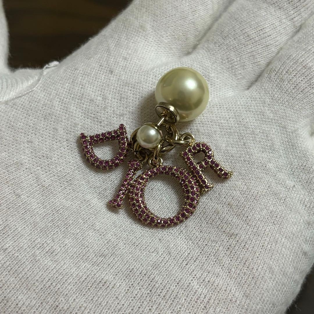 ［美品］ディオール　トライバル　ピアス　パール　ロゴ　ラインストーン　シングル