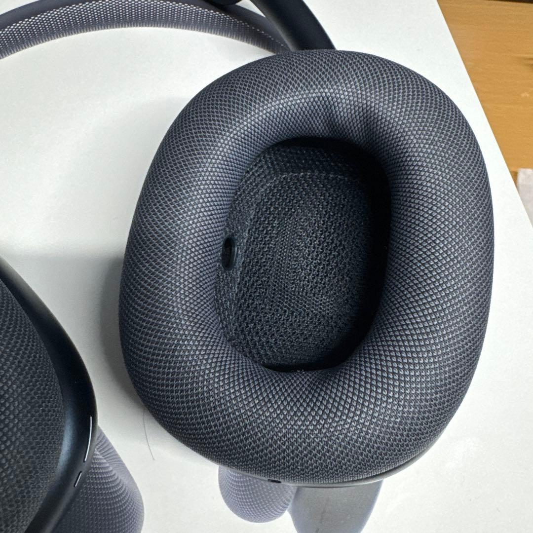 Apple AirPods Max （USB-C）ミッドナイト